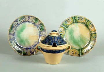 Doulton zijborden en jampot, ca. 1930